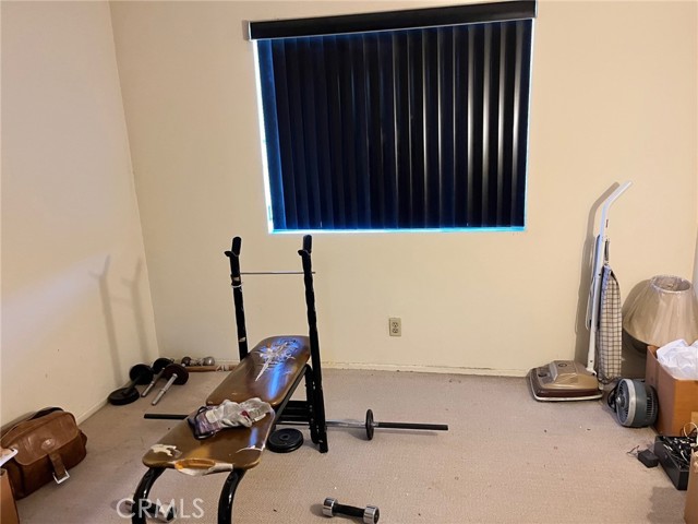 264 E Beverly Boulevard, Montebello CA: https://media.crmls.org/medias/76158db1-3ecf-4cf0-9e44-5c01388baf05.jpg