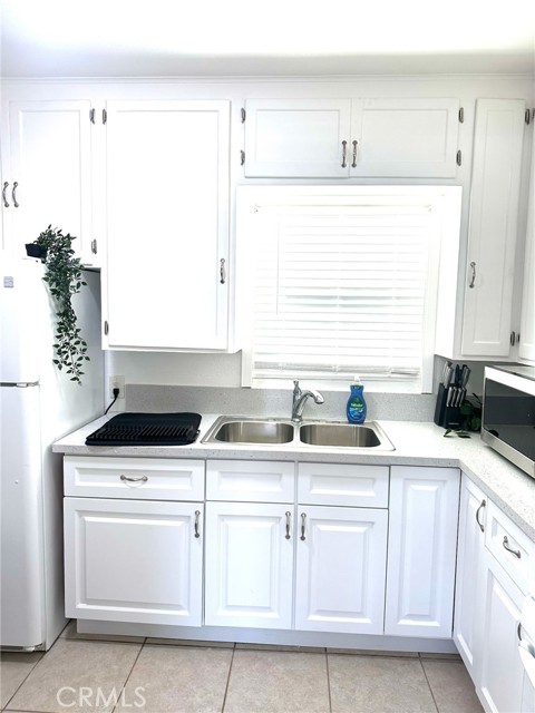 Image 16 of 47 For 9719 Belmont Street