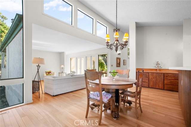 Detail Gallery Image 5 of 37 For 2060 Skylark Ln, San Luis Obispo,  CA 93401 - 3 Beds | 3 Baths