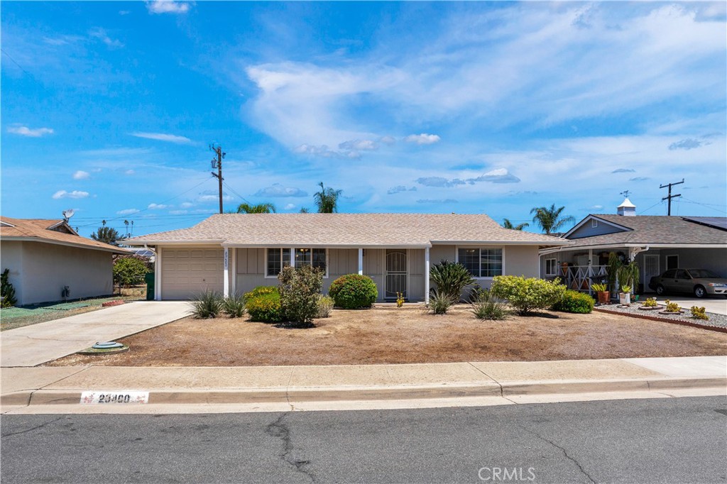 29400 Thornhill Drive