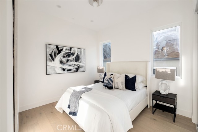 412 Marine Ave, Manhattan Beach, California 90266, 3 Bedrooms Bedrooms, ,3 BathroomsBathrooms,Residential,Sold,Marine Ave,SB23207712