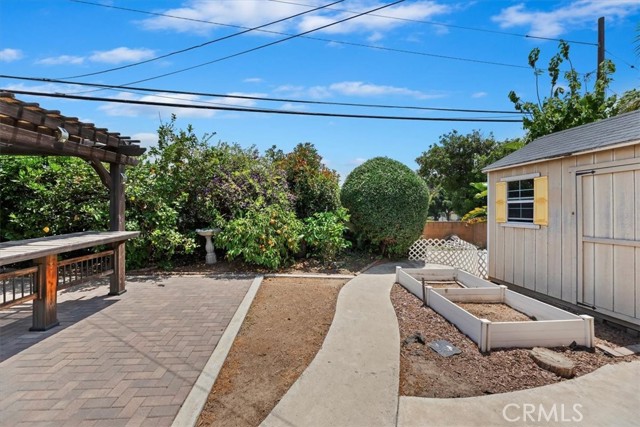 550 N Dexford Drive, La Habra CA: https://media.crmls.org/medias/7618e308-196c-43af-81ba-23e38b5d53bd.jpg
