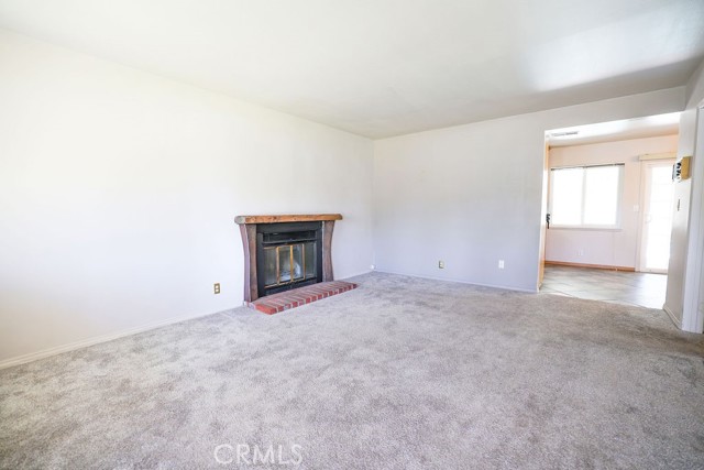 Detail Gallery Image 5 of 24 For 6623 Lessie Ln, Riverside,  CA 92503 - 3 Beds | 1 Baths