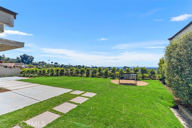 317 Calle Familia, San Clemente CA: https://media.crmls.org/medias/76199bbf-c3cc-4e1f-9fbb-9f9bb5a21b28.jpg