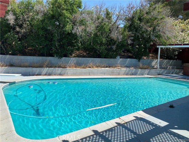 Detail Gallery Image 6 of 6 For 16470 Cabrillo Dr, Victorville,  CA 92395 - 3 Beds | 2 Baths