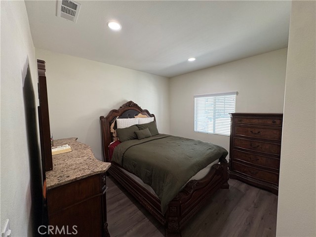 7015 Sweetleaf Drive, Fontana CA: https://media.crmls.org/medias/761b521f-df36-481f-8c55-a5f310011c1b.jpg
