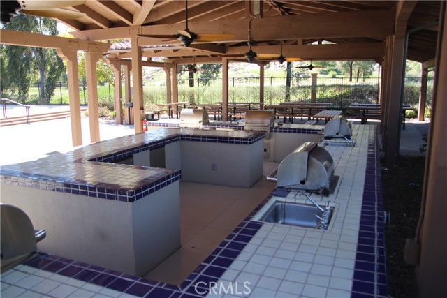 197 Inkster Way, Hemet CA: https://media.crmls.org/medias/761b9da8-abf1-403e-bc4a-aacde5d92768.jpg