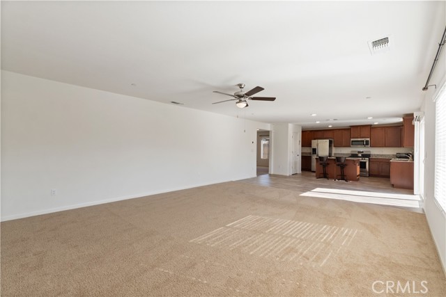 Detail Gallery Image 11 of 55 For 802 Reisling, Coalinga,  CA 93210 - 5 Beds | 3 Baths