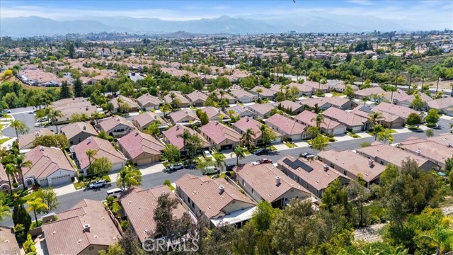 23810 Via Barletta, Murrieta CA: https://media.crmls.org/medias/761cfd57-c874-4e6f-b3a4-cdce4f194c13.jpg
