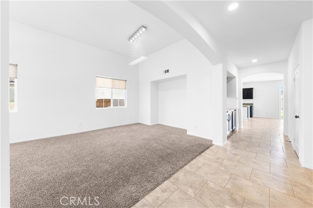 14261 Settlers Ridge Court, Eastvale CA: https://media.crmls.org/medias/761d3af3-8933-4650-bd3b-905a4d2754d5.jpg