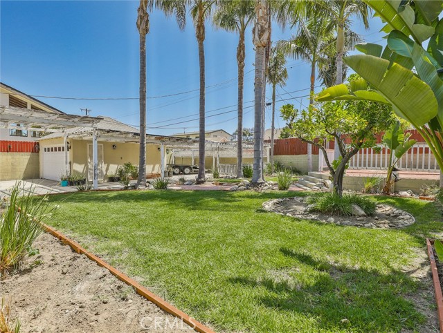 Detail Gallery Image 23 of 26 For 3826 S Burnside, Baldwin Hills,  CA 90008 - 3 Beds | 1 Baths