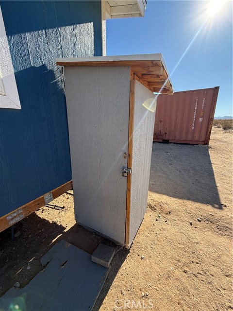 60588 Herdmans Road, Landers CA: https://media.crmls.org/medias/761ec97d-68a3-48c7-bd4a-8fbdb965b282.jpg