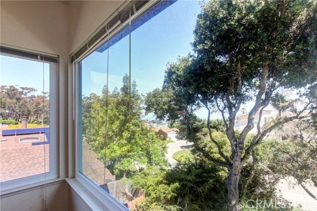 Detail Gallery Image 7 of 39 For 225 Travis Dr, Los Osos,  CA 93402 - 3 Beds | 2 Baths