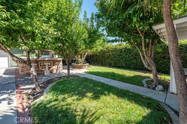 25112 De Wolfe Road, Newhall CA: https://media.crmls.org/medias/761f7bfe-d4bc-473b-b33c-6c3c3faa8aa1.jpg