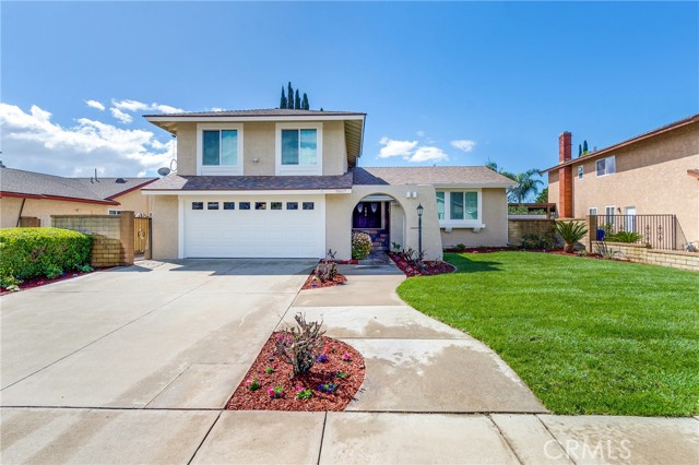 Detail Gallery Image 1 of 27 For 10617 Heather St, Rancho Cucamonga,  CA 91737 - 4 Beds | 2/1 Baths