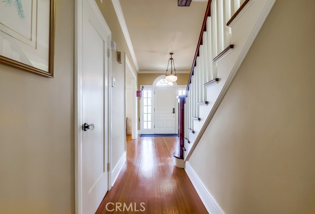 1239 S Patton Avenue, San Pedro CA: https://media.crmls.org/medias/76209df4-c549-4e9e-a03c-fdc56ae8fe26.jpg