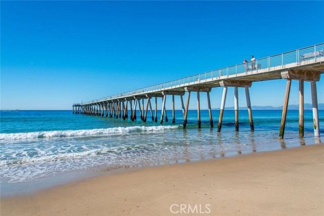 1600 Ardmore Avenue, Hermosa Beach, California 90254, 1 Bedroom Bedrooms, ,Residential,Sold,Ardmore,SB17012013