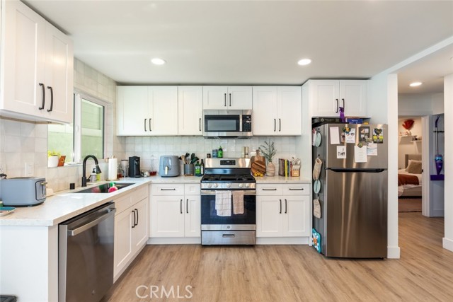 1320 Bush Street, San Diego CA: https://media.crmls.org/medias/76216c6a-d53b-47e2-86b4-784d4a324d8f.jpg