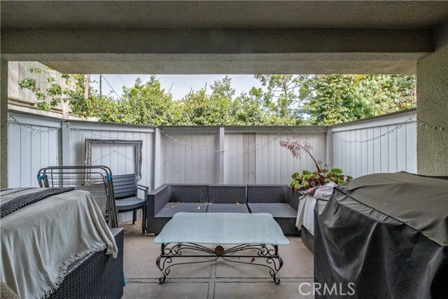 Detail Gallery Image 32 of 40 For 114 S Prospect #6,  Redondo Beach,  CA 90277 - 3 Beds | 2/1 Baths