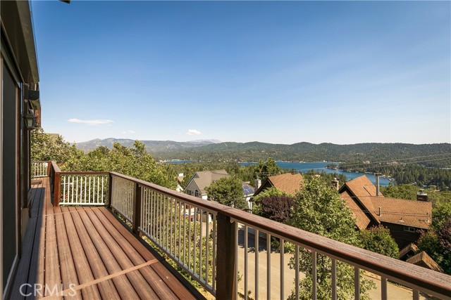 Detail Gallery Image 16 of 40 For 27692 Caribou Dr, Lake Arrowhead,  CA 92352 - 4 Beds | 2/1 Baths