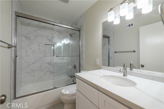 Detail Gallery Image 6 of 8 For 5092 Dutcher Ave, Irvine,  CA 92604 - 3 Beds | 2 Baths