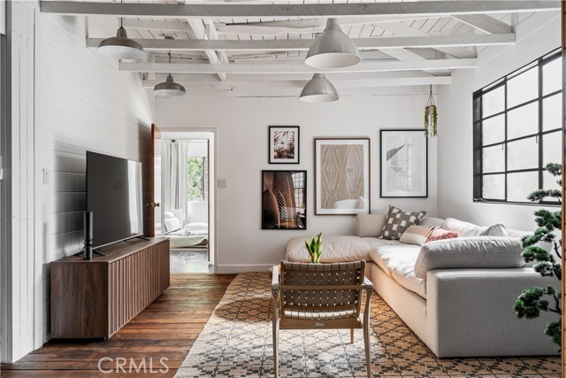 Detail Gallery Image 14 of 45 For 654 S Soto St, Los Angeles,  CA 90023 - 4 Beds | 4 Baths