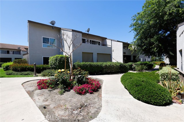 Detail Gallery Image 20 of 22 For 21961 Rimhurst Dr #195,  Lake Forest,  CA 92630 - 2 Beds | 1 Baths