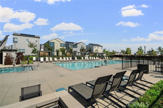 Detail Gallery Image 38 of 43 For 4465 S Grant Paseo, Ontario,  CA 91762 - 2 Beds | 2/1 Baths
