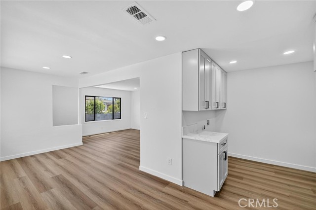 Detail Gallery Image 8 of 25 For 3834 W 116th St, Hawthorne,  CA 90250 - 4 Beds | 2 Baths
