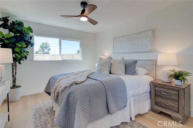 Detail Gallery Image 10 of 29 For 8652 Royer, Huntington Beach,  CA 92647 - 4 Beds | 2 Baths