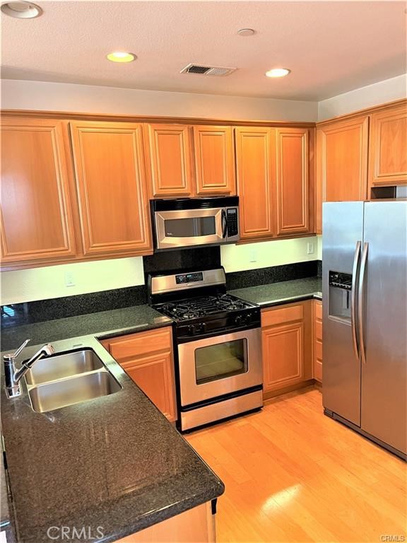 Detail Gallery Image 3 of 10 For 13543 Mashona, Chino,  CA 91710 - 2 Beds | 2 Baths