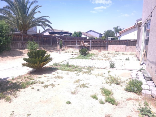 242 Spinnaker Street, San Jacinto CA: https://media.crmls.org/medias/7626d588-9cdf-4ad0-a65f-189e7e50b506.jpg