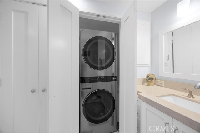 Detail Gallery Image 31 of 51 For 1671 Interlachen 285l,  Seal Beach,  CA 90740 - 2 Beds | 2 Baths