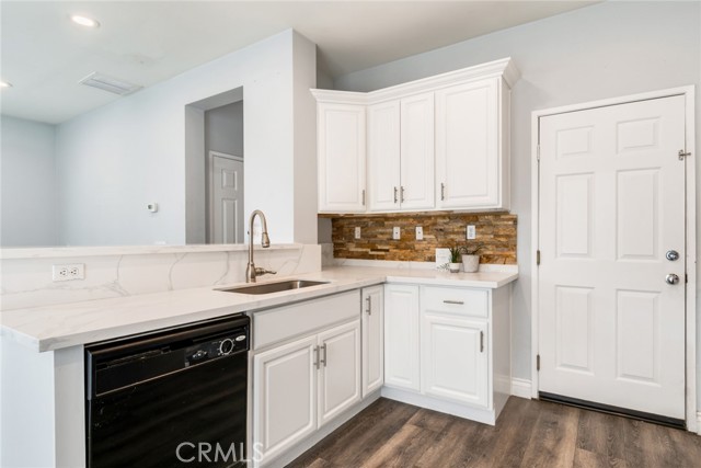 Detail Gallery Image 16 of 43 For 34083 Lily Rd #33,  Yucaipa,  CA 92399 - 3 Beds | 2/1 Baths