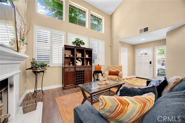 Detail Gallery Image 9 of 39 For 23985 Nicole Way, Yorba Linda,  CA 92887 - 4 Beds | 2/1 Baths