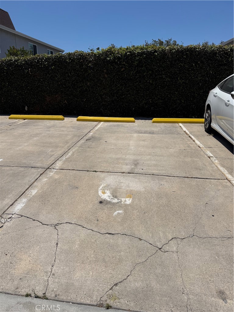 https://media.crmls.org/medias/7628bd8c-7152-4091-b206-8613611c6932.jpg?preset=X-Large