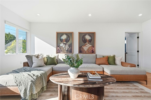 Detail Gallery Image 17 of 35 For 1307 N Avon, Burbank,  CA 91505 - 3 Beds | 2 Baths