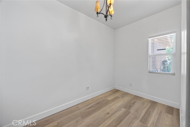 231 Sunny Meadow Drive, Bakersfield CA: https://media.crmls.org/medias/76290e1c-3ae8-437b-8687-e5e8f6e1f0e2.jpg