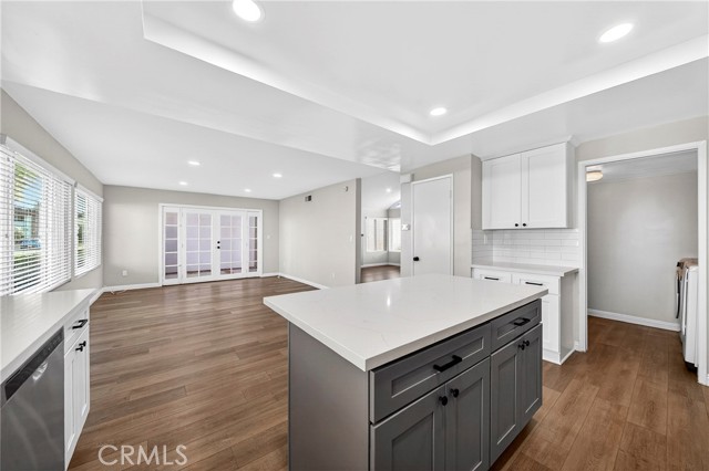 Image 22 of 60 For 11370 Nashawena Court