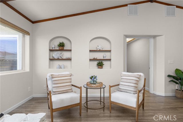 265 Leeward Avenue, Pismo Beach CA: https://media.crmls.org/medias/7629c6de-cf5a-43a3-89af-a63518cff7c5.jpg