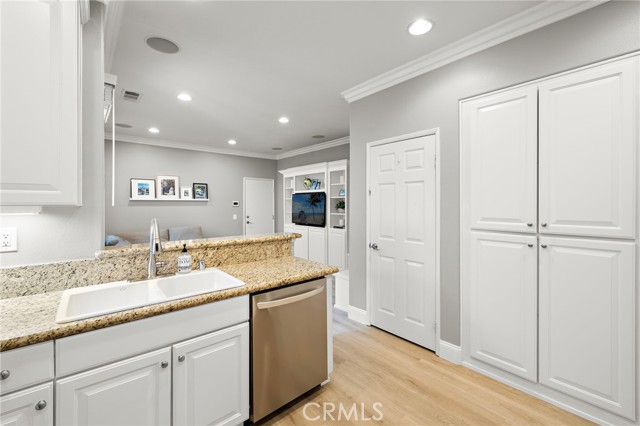19 Rinehart Road, Ladera Ranch CA: https://media.crmls.org/medias/762a1374-c116-4954-b4d7-8ab18f8712cb.jpg