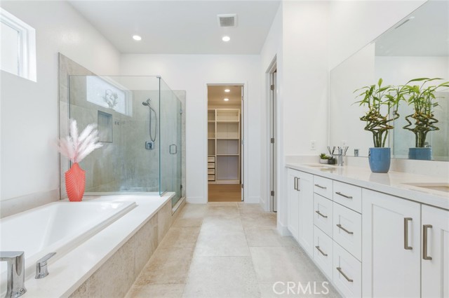 Detail Gallery Image 24 of 39 For 118 Yugen, Irvine,  CA 92618 - 4 Beds | 3/1 Baths