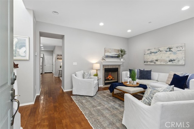 Detail Gallery Image 4 of 28 For 26 Passaflora Ln, Ladera Ranch,  CA 92694 - 3 Beds | 2/1 Baths