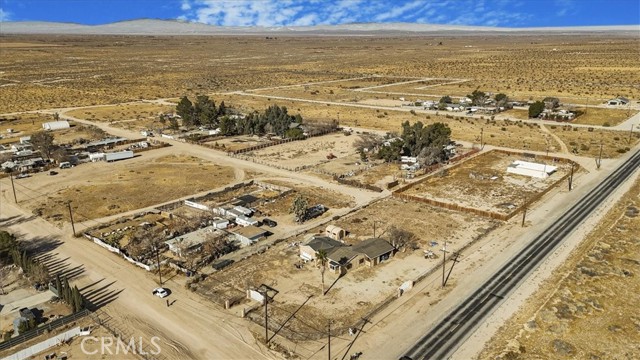 Detail Gallery Image 4 of 45 For 13861 E Avenue G6, Lancaster,  CA 93535 - 3 Beds | 2 Baths