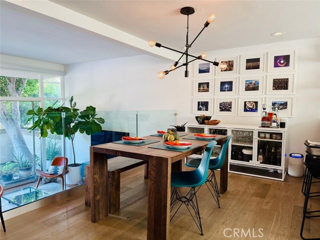 Image 7 of 27 For 4426 Kling Street