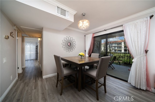 4109 Apricot Drive, Irvine CA: https://media.crmls.org/medias/762cd9d8-6719-4389-a6e4-14553f9a8fe4.jpg