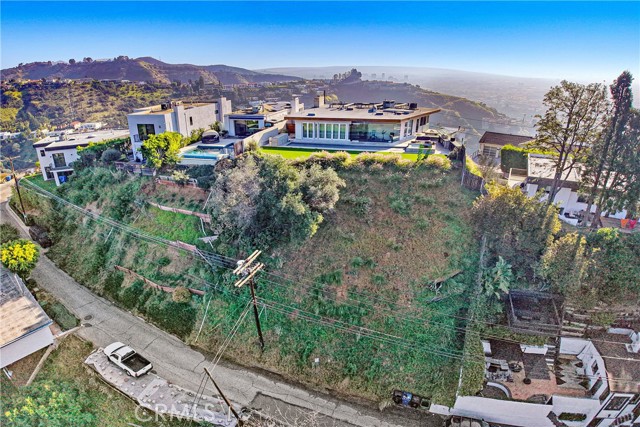 Detail Gallery Image 7 of 23 For 8220 Mannix Dr, Los Angeles,  CA 90046 - – Beds | – Baths