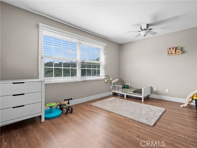 Image 35 of 53 For 15341 Iron Canyon