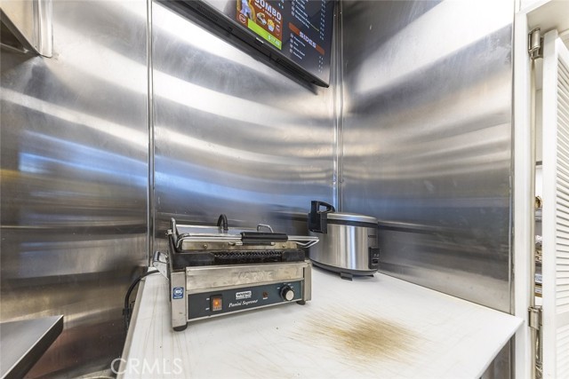  Commercial for Sale in Burbank, California