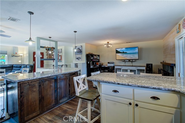 Detail Gallery Image 13 of 29 For 3415 Revere Rd, Riverside,  CA 92503 - 3 Beds | 2 Baths